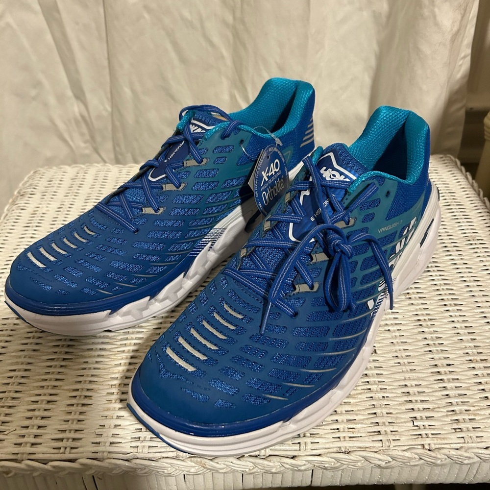 New HOKA Vanquish 3 running shoes